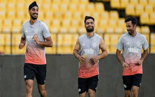 [WATCH]- Indian Team Put In Final Practice Ahead Of New Zealand T20I