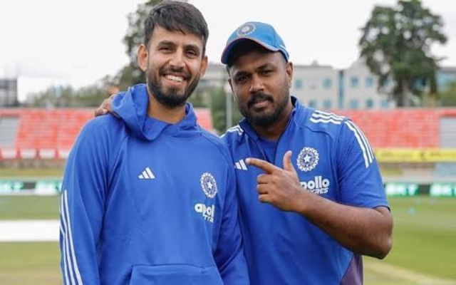 [WATCH]- Sanju Samson Shows Support During Jitesh Sharma’s Visit