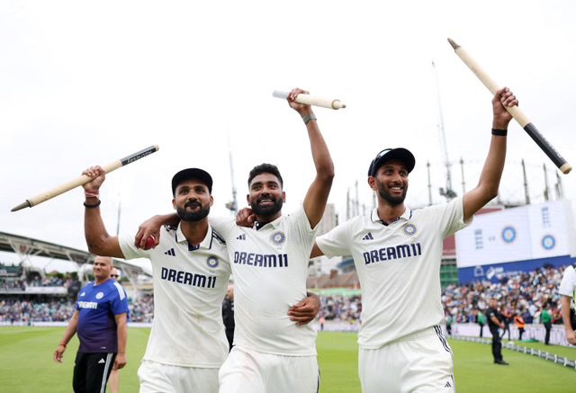 [WATCH] Team India Fast Bowler Sends Stumps Flying In 2025–26 Ranji Trophy Clash