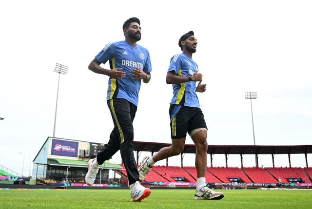 [WATCH]- IND vs NAM: Arshdeep Playfully Touches Siraj’s Feet After ‘Siu’ Celebration