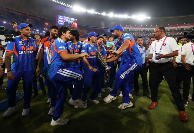 [WATCH]-Team India Star Sets Stage on Fire with Bhangra at College Event Before IPL 2026