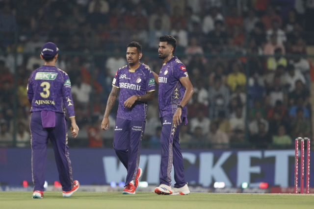 [WATCH] Sunil Narine reaches big milestone with peach to dismiss Salil Arora in SRH vs KKR