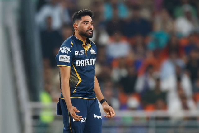 [WATCH]- Mohammed Siraj Strikes Early, Removes Yashasvi Jaiswal for 1 in GT vs RR Qualifier 2