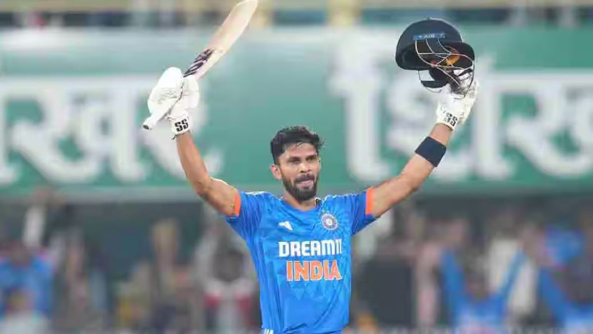 Injury Blow for Virat Kohli Opens Door for Ruturaj Gaikwad