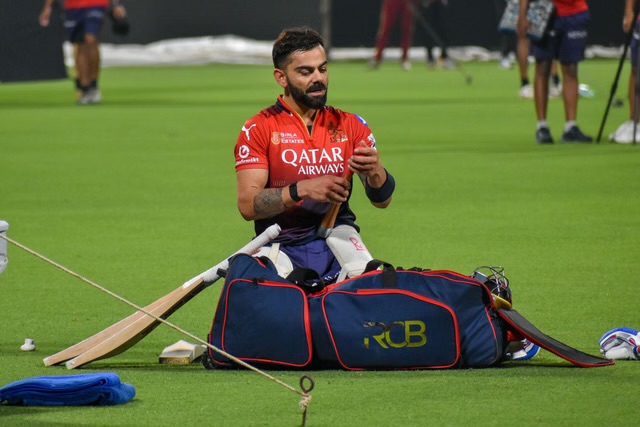 CSK Batter Meets Virat Kohli at CoE Before ENG vs IND 2026 Series