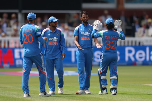 [WATCH]- Prasidh Krishna Dismisses Jacob Bethell After 192-Run Opening Partnership
