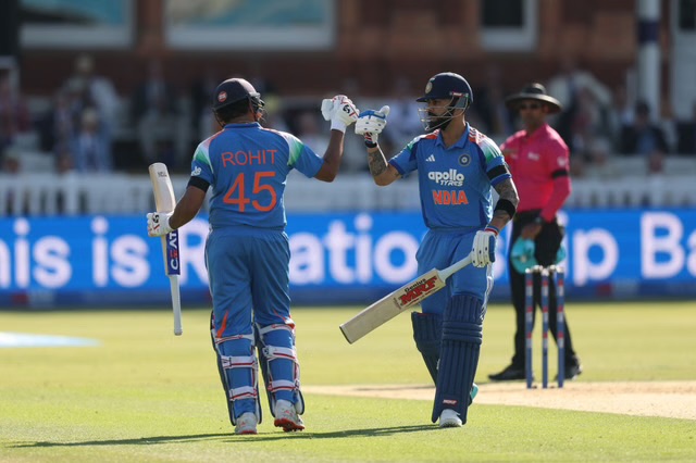 [WATCH]- Virat Kohli Welcomed With Loud Cheers at Lord’s During India’s Chase