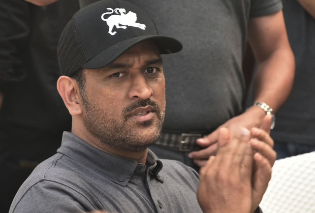 [WATCH]- MS Dhoni Arrives At Ranchi Farmhouse In Classic 1970 Ford Mustang